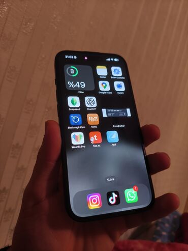 Apple iPhone: IPhone 15, Qara, Face ID — 11