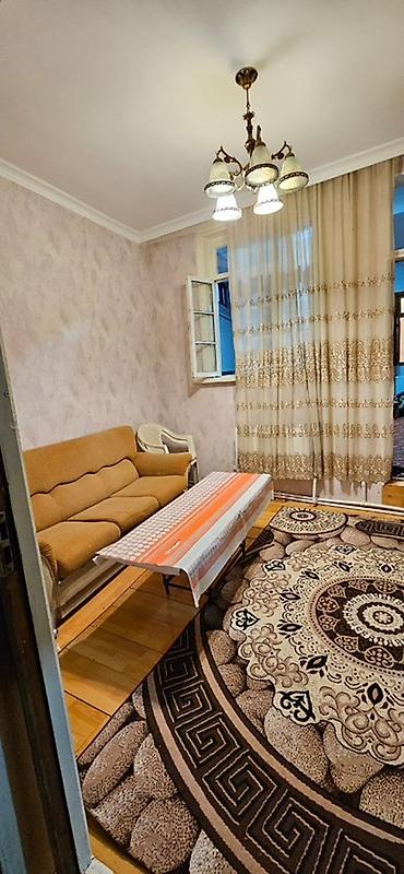 Kirayə otaqlar: Ev 8 noyabr metrosunun düz yanında yerləşir, Bakı dövlət universiteti — 4