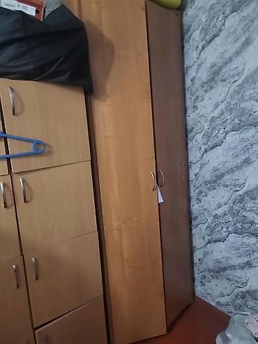 silver kitchen: Спальный гарнитур, Б/у, Двуспальная кровать, ДСП, цвет - Бежевый — 4