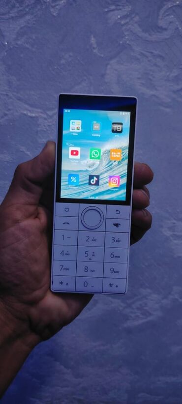 мобильный телефон: F22 16 Yaddasdi Super İşləyir Smartfon Telefon kimdir Vhatsapp