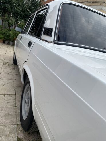 VAZ (LADA): VAZ (LADA) 2107: 1.6 l | 2010 il 80930 km Sedan — 3