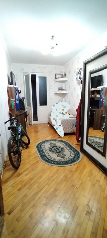 Köhnə tikili: Bakı, 4-cü mikrorayon, 4 otaqlı, Köhnə tikili, m. Memar Əcəmi, 119 kv. m — 19