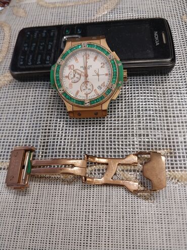 купить часы: Красивые часы"HUBLOT CENEVE " требуется замены ремешка покупали за