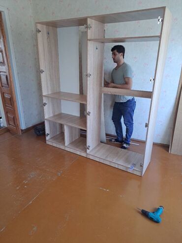 Yük daşımaları: Yük daşima xi̇dməti̇ . Evlərinofislərin, anbarların sigortalı — 15