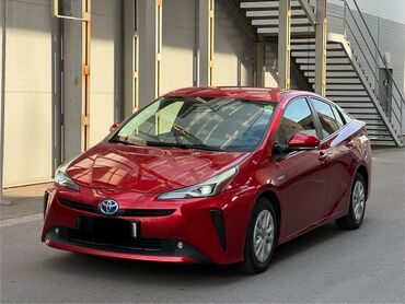 приу: Toyota Prius: 2019 г., 1.8 л, Вариатор, Гибрид, Хэтчбэк