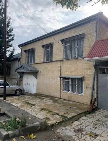 суточный квартира: 4 otaqlı, 135 kv. m, Kredit yoxdur, Orta təmir