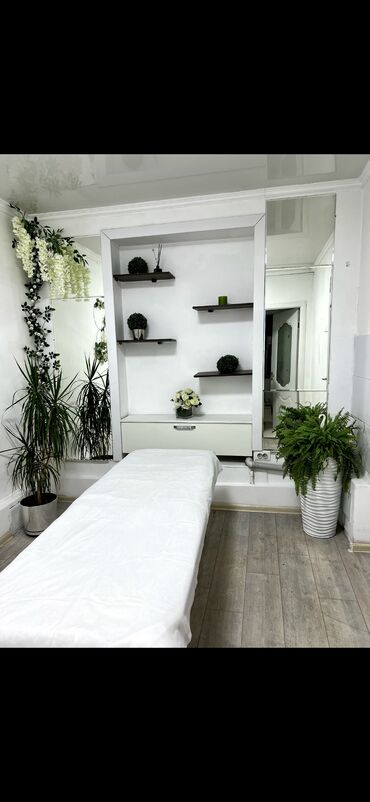 Кабинеты в салонах красоты: Сдаю Кабинет в салоне, 10 м², Для бровиста, Для визажиста, Для лешмейкера