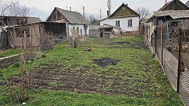 Продажа полдома: Продаю дом в городе Кара-Балта по улице железнодорожная. Всё доступно — 13