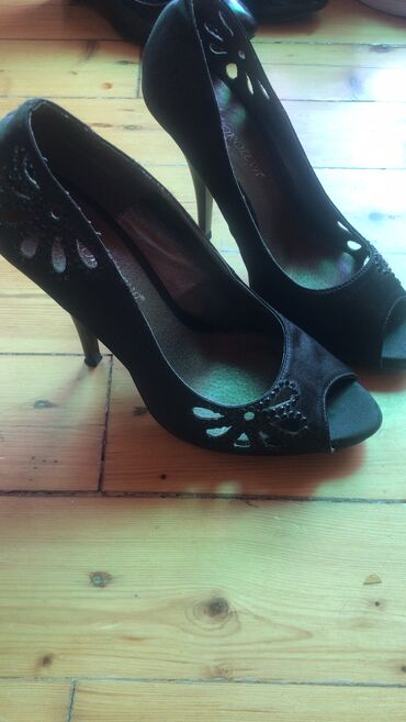 Tuflilər: Tuflilər, Skechers, Ölçü: 37, İşlənmiş — 14