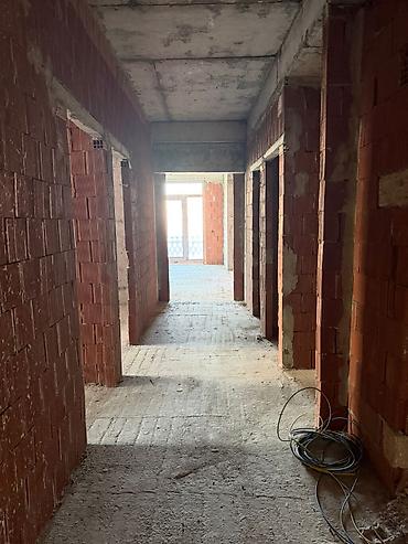 Mənzillər: 3 otaqlı, Yeni tikili, 146 kv. m — 10