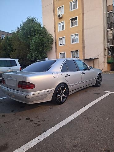 baw 212 qiymeti: Mercedes-Benz E-Class: 2.8 l | 1998 il Sedan — 5