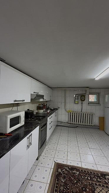 Продажа коттеджей и домов: Продаётся двухэтажный частный дом с закрытым двором и навесом — 7