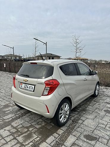 Chevrolet: Chevrolet Spark: 2018 г., 1 л, Бензин, Хэтчбэк — 3