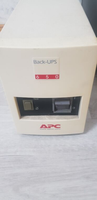 продажа аккумулятор: Продаю APC упс стабилизатор напряжения и аккумулятор для бытовой
