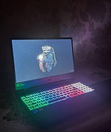 Acer: Possessor:Intel Core I7-12700H Operativ yaddaş(Ram)-32 gb Video kart — 7