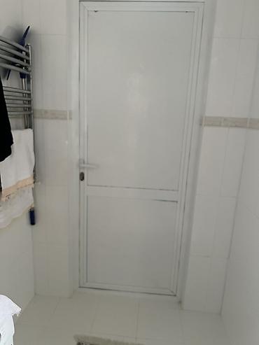 ремонт замков дверей: Ağ rəngli hamam/tualet qapısı - Material: nəmliyə davamlı plastik/PVC — 1