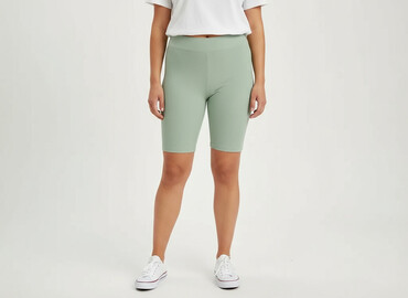 obcisle spodenki: Sinsay, Shorts for women, size 2XL