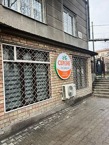 Аренда офисов: Сдается просторное офисное помещение с современным ремонтом и — 9