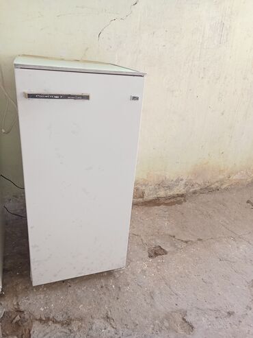 Soyuducular: 1 qapılı Saratov Soyuducu Satılır, rəng - Ağ