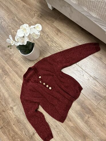 Kompleti: Ženska odeća – komplet modernih komada za različite sezone. - Crvena — 14