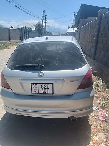 жели: Honda Civic: 2001 г., 1.5 л, Автомат, Бензин, Хэтчбэк — 4