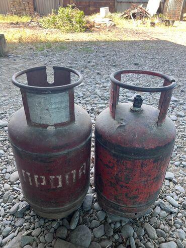газовые баллны: Газовый баллон 2 шт по 1800 за один в Беловодске