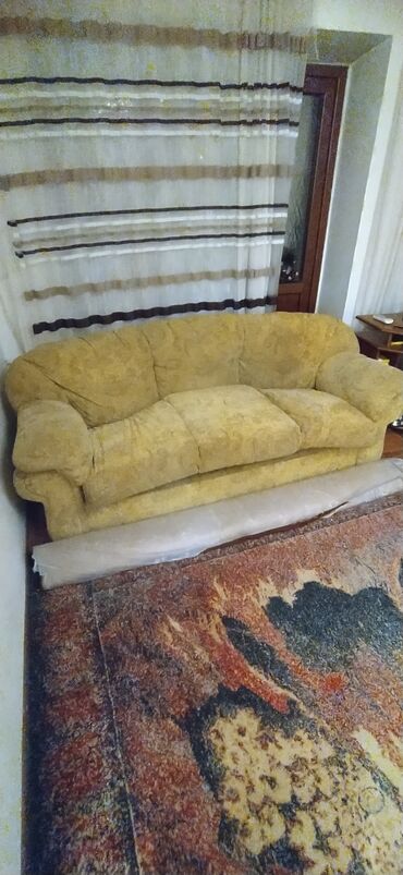 продаю поролон: Срочно продаю диван-трансформер +2кресла, состояние поролона и каркаса