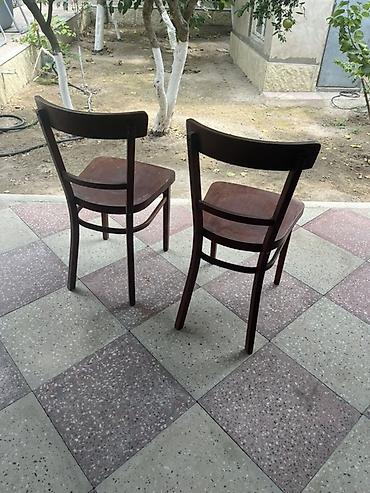 dərs stul: Taxta oturacaqlar dəsti. Qiymet birine aidi 3 eded di Elanda — 3