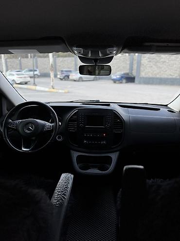 Mercedes-Benz: Mercedes-Benz V-Class: 2018 г., 2 л, Типтроник, Бензин, Минивэн — 8