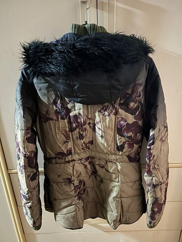 Zimske jakne: Desigual, S (EU 36), Cvetni, Sa postavom na lalafo.rs — 3 Zimske jakne: Desigual, S (EU 36), Cvetni, Sa postavom — 3