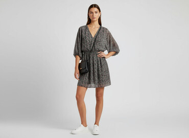 sukienki trapezowa na wesele plus size: Сукня жіноча, розмір XS