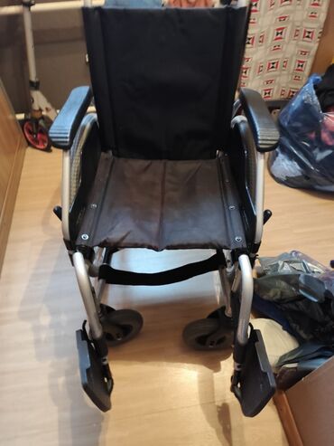 инвалид коляски: Продаю кресло каталка состояние хорошее так как новая, пользовались