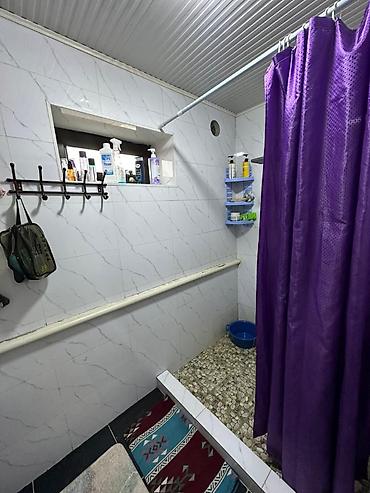 Продажа коттеджей и домов: 4 комнаты, 200 м², 15 соток, Маловодное, Собственник — 14