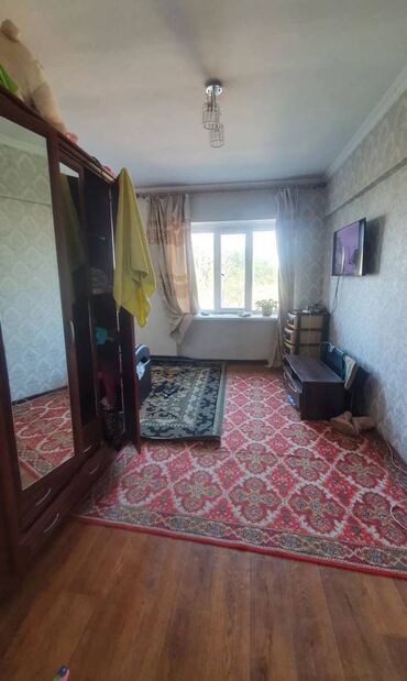 продаю квартиру район пишпек: 4 бөлмө, 100 кв. м, Жеке план, 4 кабат, Евроремонт