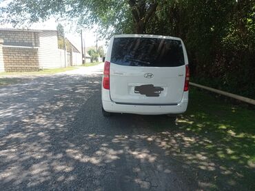 2107 satışı: Huanghai : 2.5 l | 2011 il | 426226 km Van/Minivan