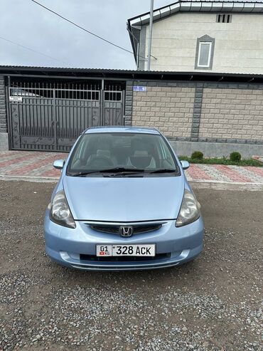 авто бу в рассрочку от частного лица: Honda Fit: 2002 г., 1.3 л, Вариатор, Бензин, Хетчбек