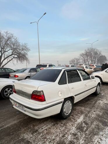 Daewoo: Daewoo Nexia: 2003 г., 1.5 л, Механика, Бензин, Седан