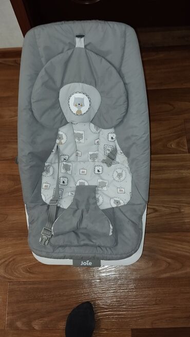 Детские шезлонги: Детский шезлонг кресло-качалка с вибрацией, работает с батареей, есть — 3