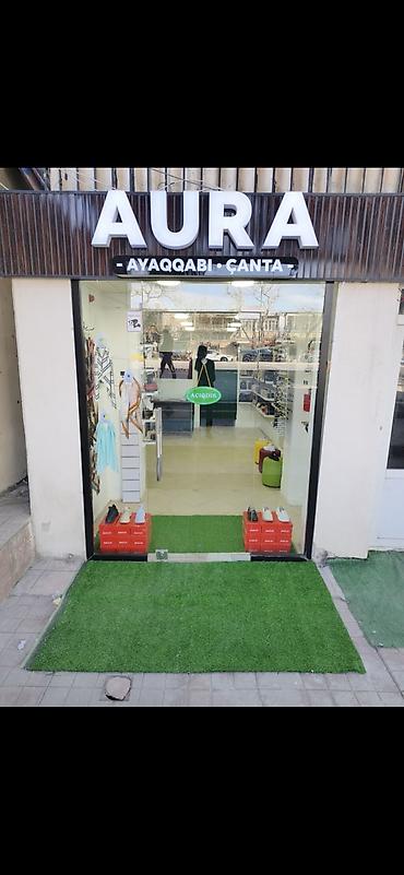 yaşmada: İnşaatçılarda Saf Su marketle üz üze aura canta magazasında 1000manata — 3