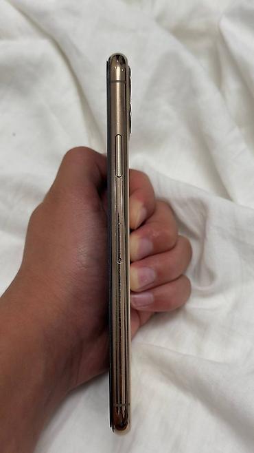 mateview 28: IPhone 11 Pro Max, Б/у, 256 ГБ, Золотой, Защитное стекло, Чехол, 100 % — 2
