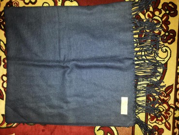 Baş geyimləri: Werf tezedi uzundu ve enli.Hem qara hem de tund goy reni var Krem — 2