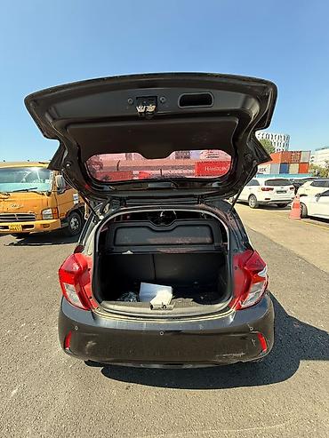 битая машина: Chevrolet Spark: 2017 г., 1 л, Автомат, Бензин, Хэтчбэк — 5
