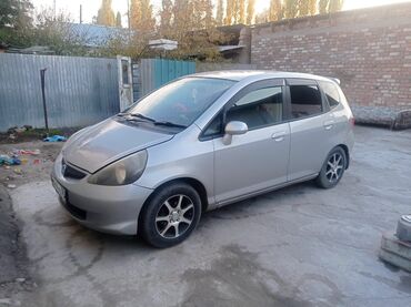 арзан фиттер: Honda Fit: 2004 г., 1.5 л, Автомат, Бензин