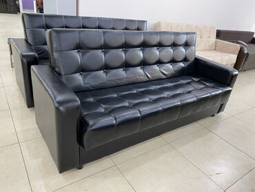 Продаётся новый офисной диван из российского материала звоните!!! Для