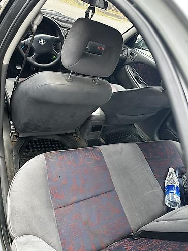 Транспорт: Toyota Avensis: 1999 г., 1.6 л, Механика, Бензин, Седан — 9