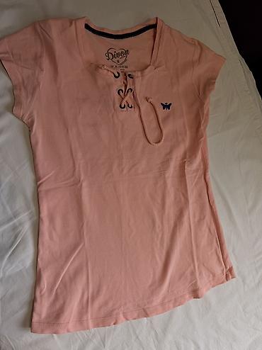 Другая женская одежда: 1.Пиджак Корея 300 2.Юбка 200 сом 3.Жилетка 500 сом 4.Джинсы 500 сом at lalafo.kg — 5 Другая женская одежда: 1.Пиджак Корея 300 2.Юбка 200 сом 3.Жилетка 500 сом 4.Джинсы 500 сом — 5