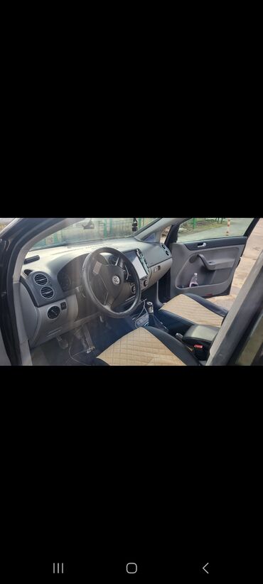 Volkswagen: Volkswagen Golf Plus: 2006 г., 1.6 л, Механика, Бензин, Хэтчбэк — 8