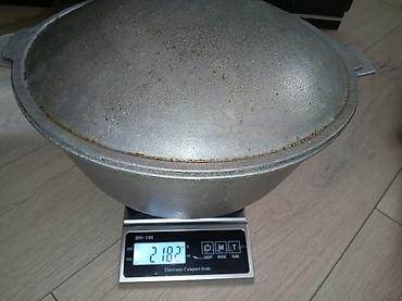 çuğun: Döküm qazan, qapaqlı - Material: ağır döküm (istini bərabər paylayır — 2