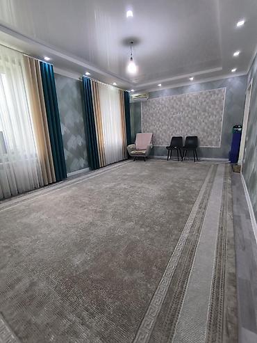 Продажа коттеджей и домов: 🏡 Продаётся просторный дом в районе Ак-Орго (Бишкек) 📍 ул. Б — 11