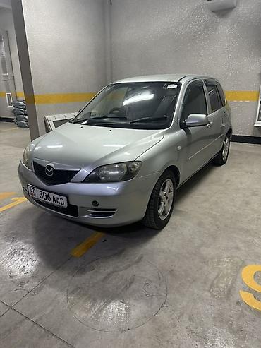 меняю квартиру на авто: Mazda Demio: 2005 г., Автомат, Бензин, Хэтчбэк — 3